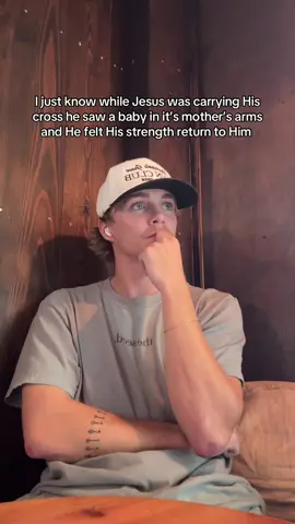 When the world is heavy on you, remember He will carry you. #christian #christiantiktok #jesus #holyspirit 