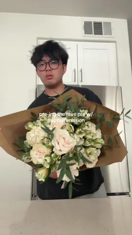 raver florist #niteharts 