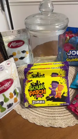 The ingredients to my candy salad 🍬 #candysalad #nerdscandy  #sourpatchkids #jollyrancher @albanesecandy @NERDS Candy @SOURPATCHKIDS #jollyrancher 