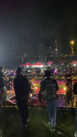 Petcah abiss🔥🔥@supermotobatuchapter @Supermoto.Indonesia #fyp #supermoto #supermotoganteng #kobar7 #kobar7supermotoindonesia2025 #fypシ゚viral #supermotoindonesia 