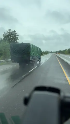 Kann manembak barang tuu😁🤣#drivermuda #papamuda 