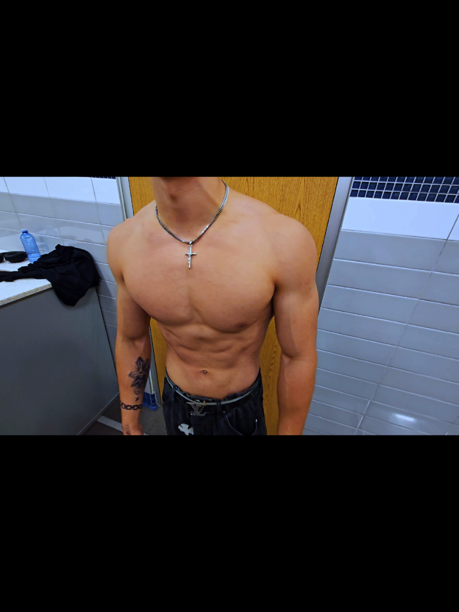 3 months is all you need if you do it right. #asian #workout #workoutmotivation #fyp #gym 