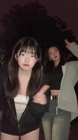 ほぼポリごだったね#深夜の公園#焦る#せっくすおんざびっち