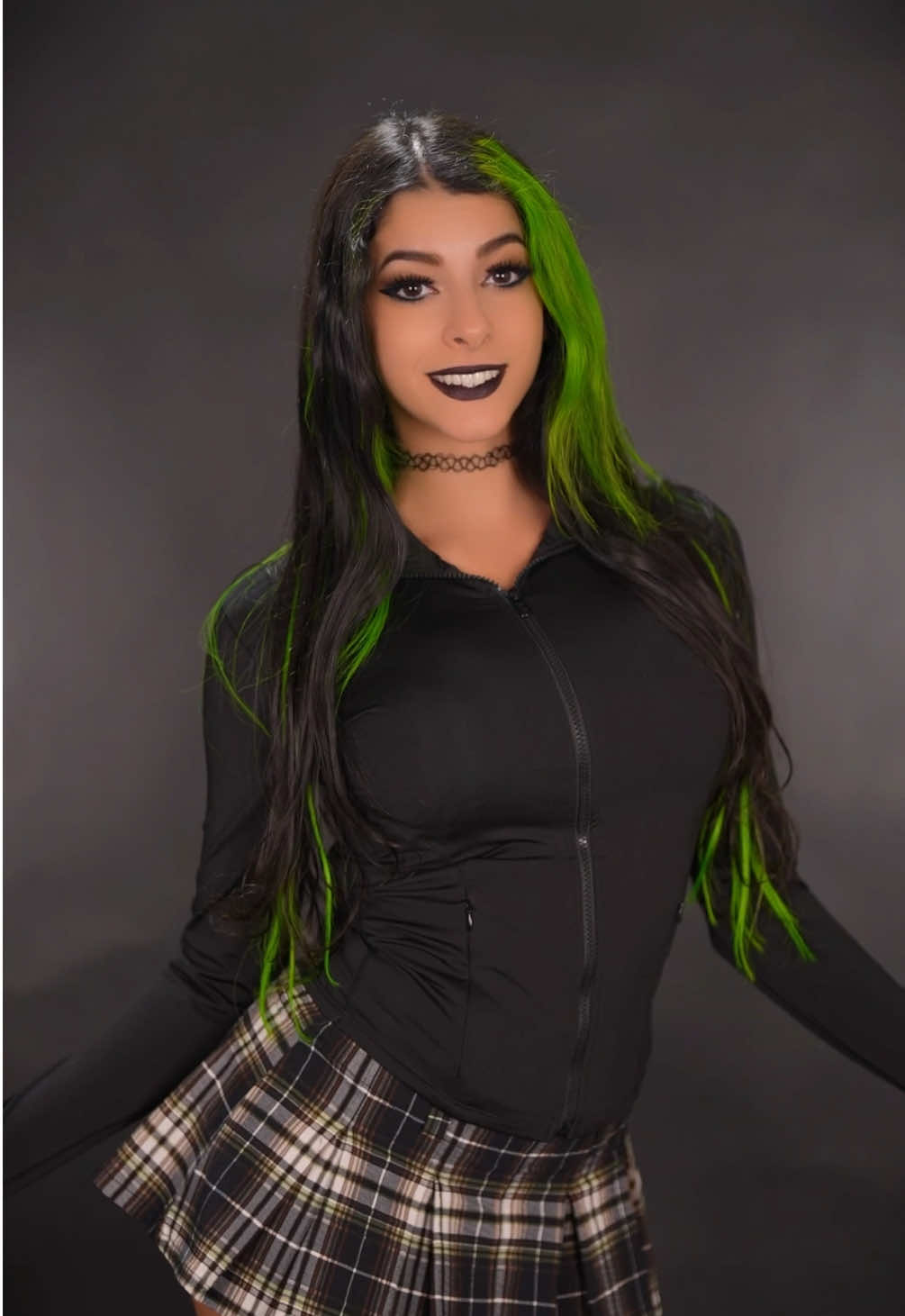 hi! 🥰🖤 #fyp #altgirl #outfit #dance #emo 