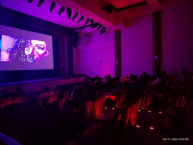 The latest chapter of SycoPsilico, ViceSacrifice won Best Visual Effects at last nights Highlands Horrorfest! It truly is an honor to have this opportunity to showcase my work to an audience! ViceSacrifice is now a part of the Director's Cut of SycoPsilico: SilicoSolutions. If you would like to check it out feel free to watch the full cut (check the bio) #movie #awards #spookyseason 