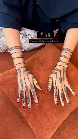 Cilan ba cilanko ka shidan yahy #xamarbilebeautysalon #islii #henna #cilanqurxon #cilangadud 