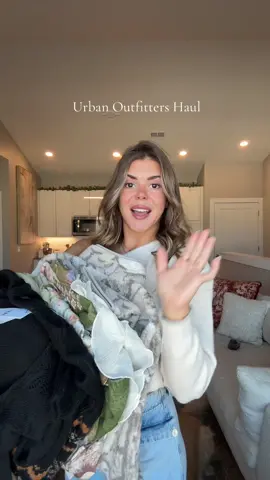 The first sweater!! 😍  #haul #fallhaul #tryonhaul #sweaterweather #urbanoutfitters   @UGG® @Urban Outfitters 