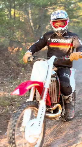 No caption needed for this clip 🔥🔥🔥 #yamaha #banshee #honda #cr500 #dirtbike @fasthouse__ 