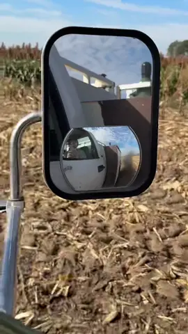 ft our service truck rolling some coal after looking for the spreader off the combine😂 #farmer #farmgirl #fyp #cornharvest 