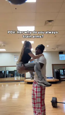 Only gym bro knows🤘🏽😂 . . . . . . . . . . . #tiktokviral #gymlaugh #fyf #motivation #gymcouple 