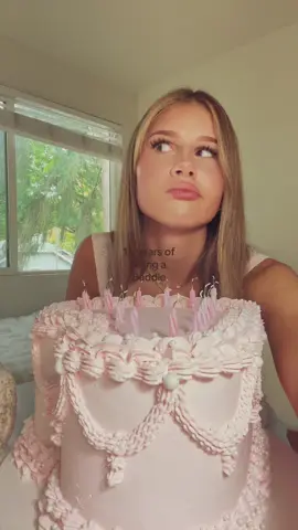 #16thbirthday#bdaycake#funny#relatble#birthday#makeup#grwm#fit#baddie#lashes#arsthetic#chic#pinterest#fall#fashion#outfits#OOTD#haul#recommendations#relatble 