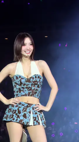 Dance The Night Away MOMO focus ❤️🫡 THIS IS FOR SG D1 #モモ #twice #모모 #kpop #singapore 
