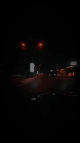 #قوم_لملم_لي_شتاتي_يامطر_ومزون #مجرد_ذووقツ🖤🎼 #عجمان #اكسبلور #الشارقة 