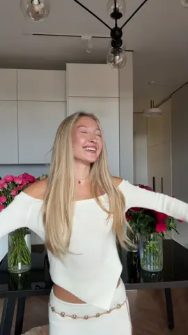 На видео счастливая женщина 🤭