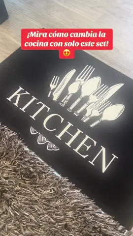 Dale estilo y comodidad a tu cocina con este set de 3 alfombrillas antideslizantes 🖤 Diseño moderno con detalles de cubiertos y la palabra KITCHEN, perfecto para proteger el piso y mantener tu espacio limpio y elegante. Fáciles de limpiar, suaves al tacto y combinan con cualquier decoración 🍴✨ #KitchenDecor #TikTokShopFinds #HomeStyle #KitchenRugs #DecorIdeas