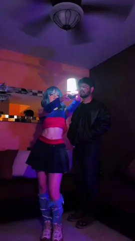Blade Runner Halloween 🎃💙 Con lo mucho que me cuesta bailar, ahi mas o menos salió 😭 @Zermeño #bladerunner2049 #bladerunner #halloween #fyp 