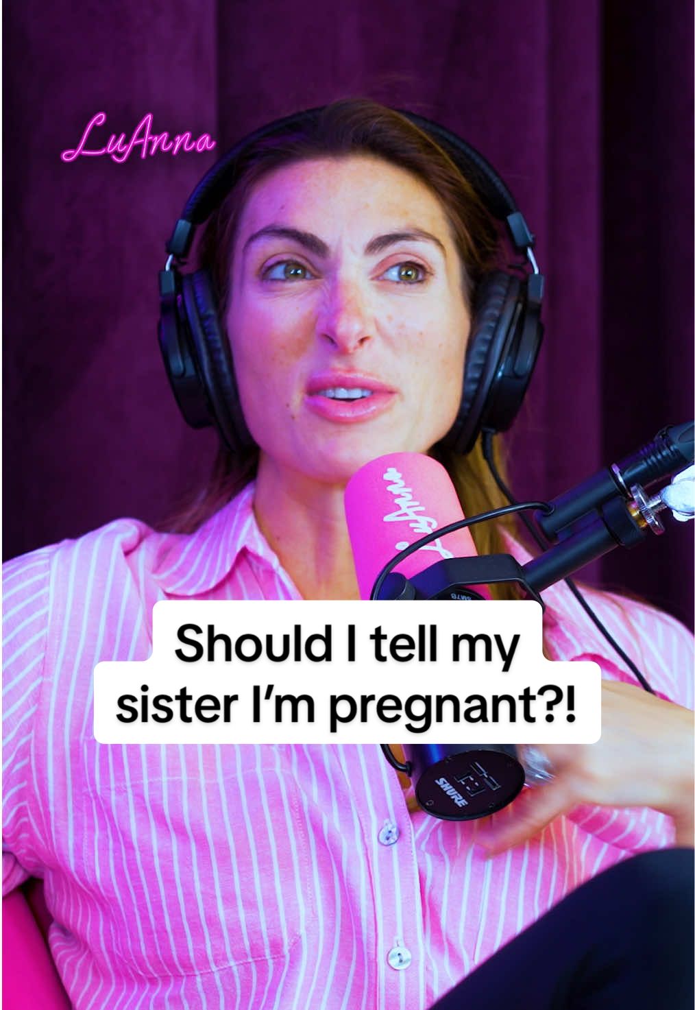 We need your thoughts on this one guys! What would you do?! #pregnancy #pregnant #babynews #dilemma #podcastclips 