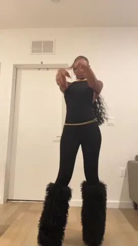 love a good all black fit 😍 #fyp 