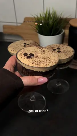 definitiv für die nächste girls night in abspeichern!!! 🫶🏼🤩 #brownie #dessert #baking #inspo #espresso 
