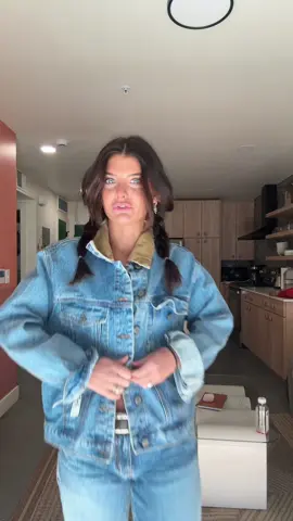 Redwest fit check day 3!! Outfit details: @Revice @stevemadden @American Eagle @Edikted 