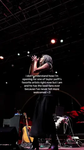 hi it’s been an unreal couple weeks so far :,) #sombr #OnTour #taylorswift #newmusic #upcomingartist 