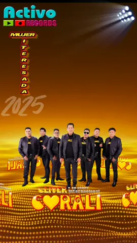 #mujer #interesada #grupo #Corali #cliver_y_su_grupo_corali #“Siente la energía, vive la emoción — Grupo Corali en vivo.”