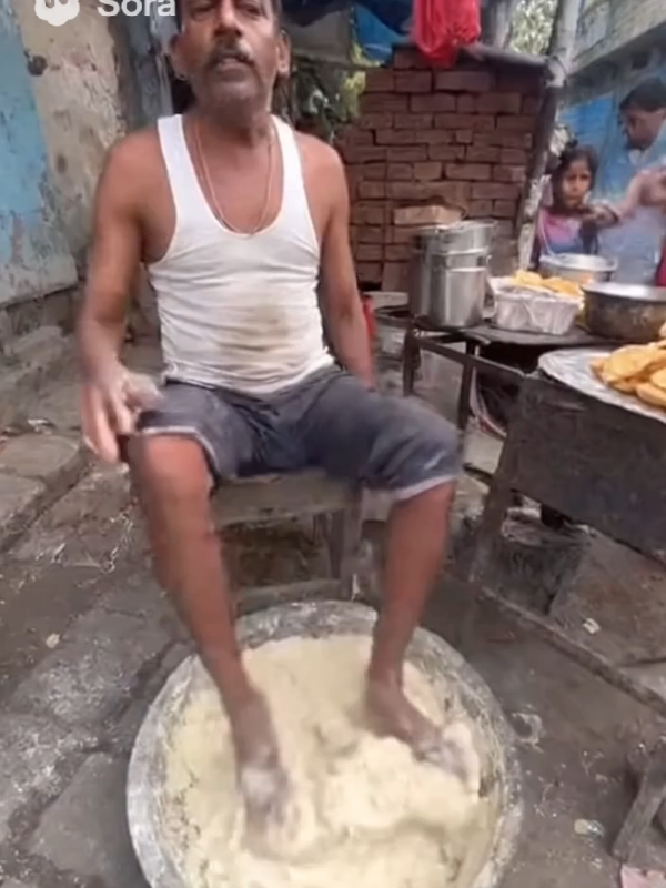 Tasty street food in India #streetfood #indianstreetfood #streetfoodindia #fyp 