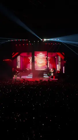 Pero amiga si es el concierto de la #ivyqueen 🫰🏼😍 #katteyes #concieto #chile #kiddvoodoo 