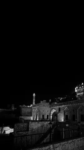 seni tanıdığım güne binbir lanet ediyorum. #uygardoğanay #budamıyalan #şarkı #keşfet #fyp 