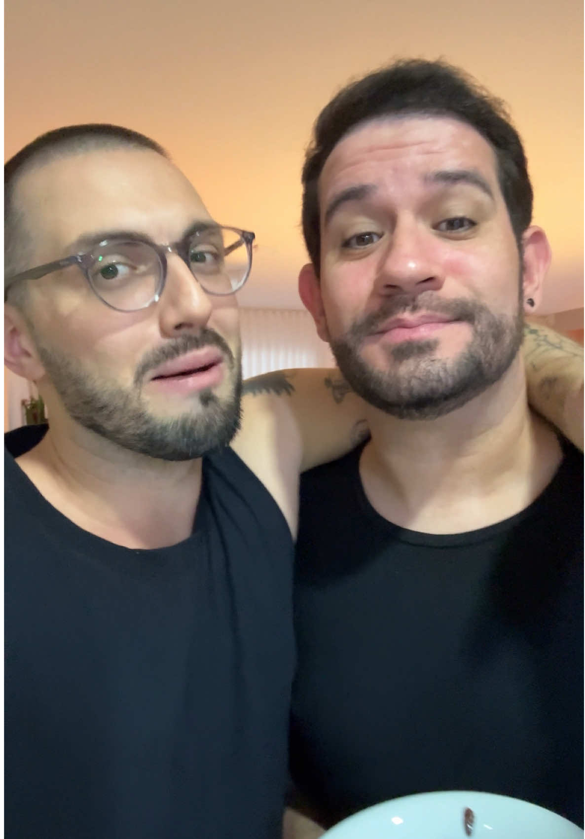 domingo com chuva e brigadeiro “surpresa”  #Vlog #casal #brigadeiro #rotina