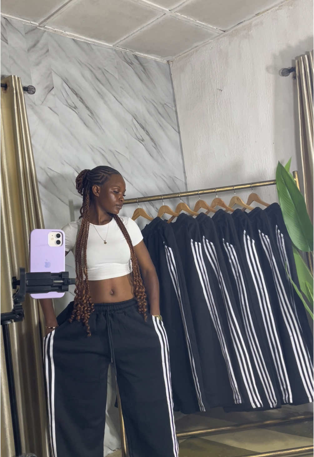 I hear say na odogwu Dey wear joggers 🥰 Oya i don bring am Don’t screenshot order our new set now 🔥 12,000-13,000 #joggerstyle #joggerpants #joggers #nigeriantiktok #relatable #fypp #fyp #viral #goviral 