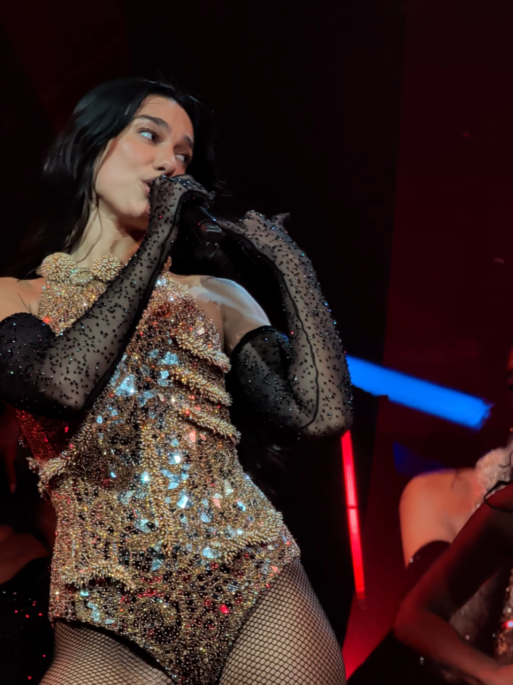 @Dua Lipa performing New Rules at the Kia Forum night 4 #dualipa #radicaloptimismtour 