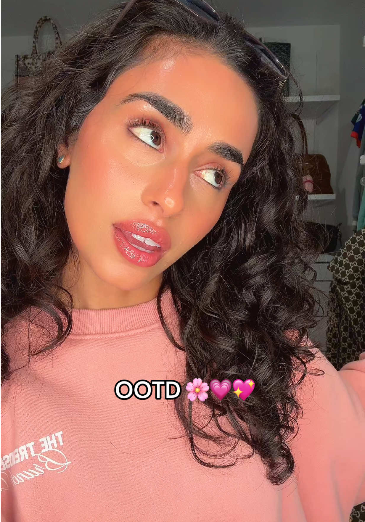 I actually love this kind of cozy weather ☔️🩵💜🌧️ #sahw #maincharacterenergy #cloudyday #rainydays #nycaesthetic 