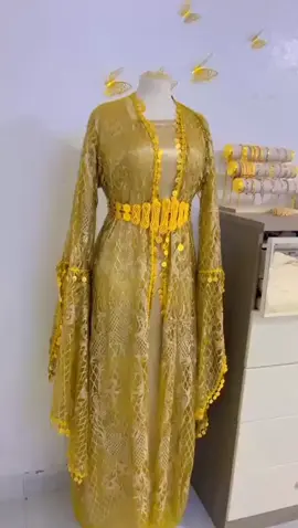 فستان كردي تفصيل حسب الطلب ❤.    -  -للتواصل والاستفسار، دايركت📬.  - #كردي #فستان_كردي #لبس_كردي #تفصيل 