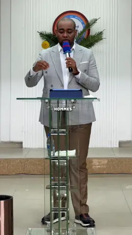 TU AS BESOIN DE PLUS QUE L’ARGENT POUR ARRIVER AU SOMMET, TU AS BESOIN D’UN HOMME.. #motivation #tiktokchretien #jesus #jesuslovesyou 