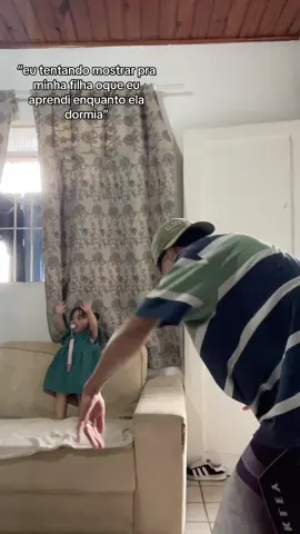 eai será que ela gostou, comentem aí ? kkkk (feliz dia das crianças ❤️❤️❤️) #fy #funk #passinho 