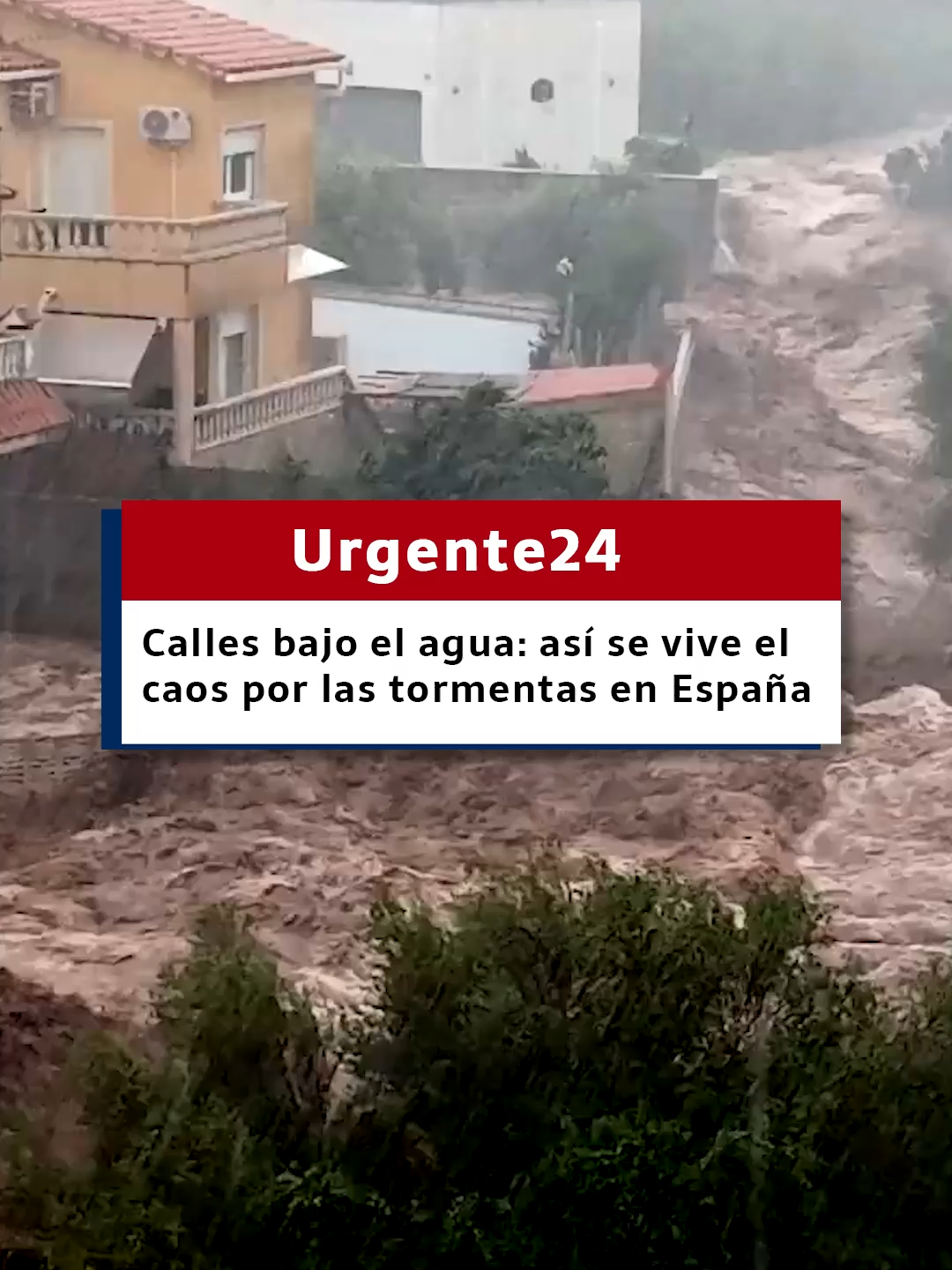 🌧️ Fuertes lluvias provocaron el desbordamiento del barranco del Suís en la comarca del Montsià, generando inundaciones entre La Ràpita y Alcanar Platja. 🏠 El agua entró con fuerza en varias viviendas, causando alarma entre los vecinos y obligando a muchos a trasladarse a lugares seguros. 🚨 Protección Civil y los Bomberos de la Generalitat trabajan sin descanso en las zonas más afectadas, asistiendo a las familias y controlando el caudal. ⚠️ Las autoridades piden no acercarse al área y mantenerse informados ante el riesgo de nuevos desbordamientos. #Montsia #Inundaciones #Emergencia #ProteccionCivil #Catalunya