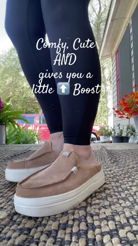 These are the perfect everyday shoe — cute, comfy, and on sale 👟✨ Grab your fave color before it’s gone! @HeyDude 