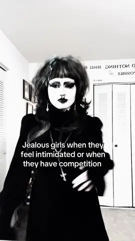 I can’t escape from the fat accusations even from WOMEN #fyp #goth #makeup #girls #jealousy  