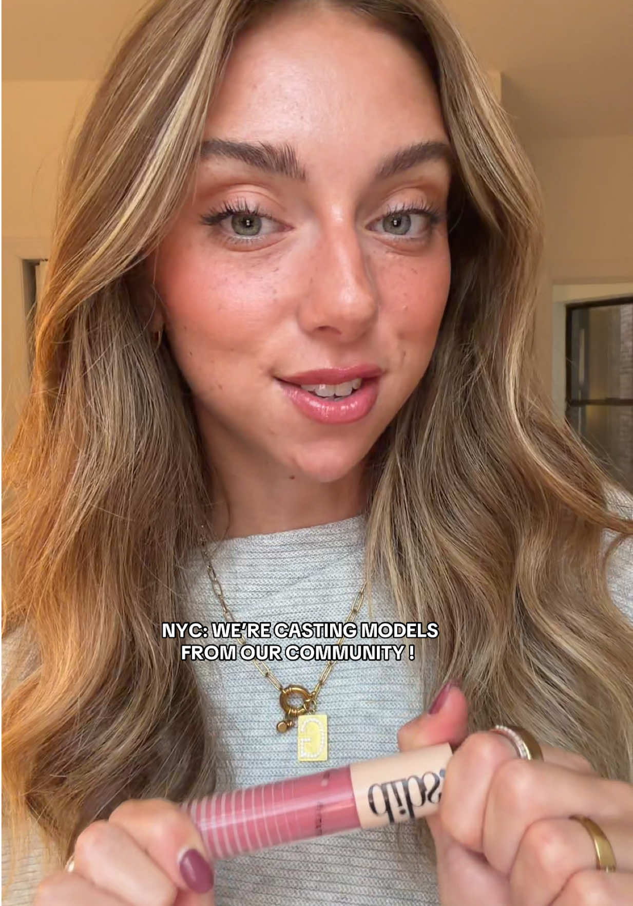 Calling all NYC gals & Dibs lovers! 🩷 We’re casting models for our next product shoot and would love to have you ✨ Fill out the form in our bio and drop a comment when you’re done 🤭 #dibsbeauty 
