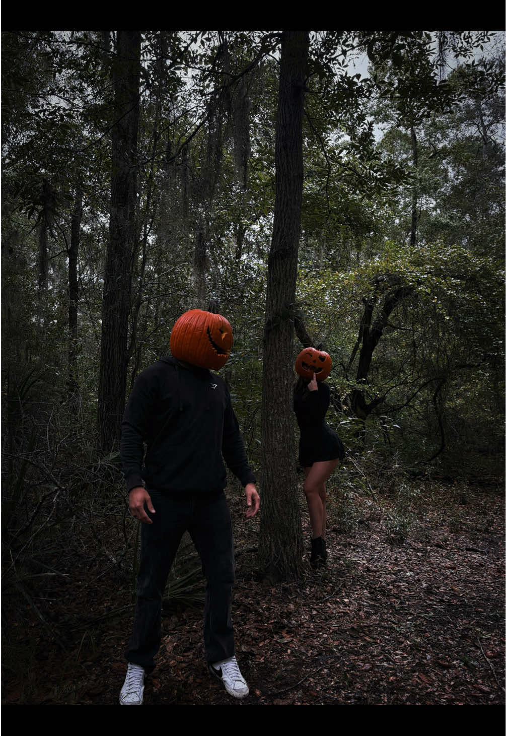 Pumpkin headshots 🎃📸 @Sabrina  #pumpkinheadphotoshoot #halloween #coupletrend #masktok #fyp 