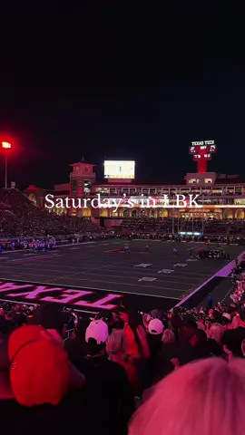 i love it here, wreck ‘em ❤️‍🔥🖤