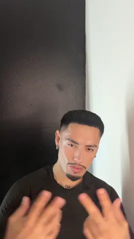 @makeupbymario natural skin foundation  @Versed Skin bronzer stick @Diorbeauty contour stick @Too Faced hoola bronzer  @maccosmetics strobe blush  @pacificabeauty bushed up brows @Huda Beauty easy bake setting spray  @Evian Facial Spray hydrating glow spray @Kylie Cosmetics lip butter  @REFY lip blur liner  @Benefit Cosmetics benetint  @Ciele Cosmetics spf highlighter #mensmakeup #makeupformen #naturalmakeup #makeupbymario #refybeauty #cielecosmetics 