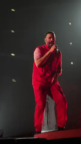 Sold out 1 di 4 a Milano per @Marco Mengoni ❤️ #marcomengoni 