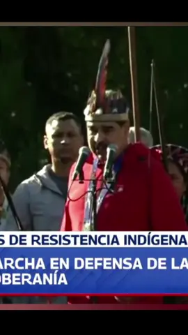 Nicolás Maduro durante la marcha de los pueblos indígenas 