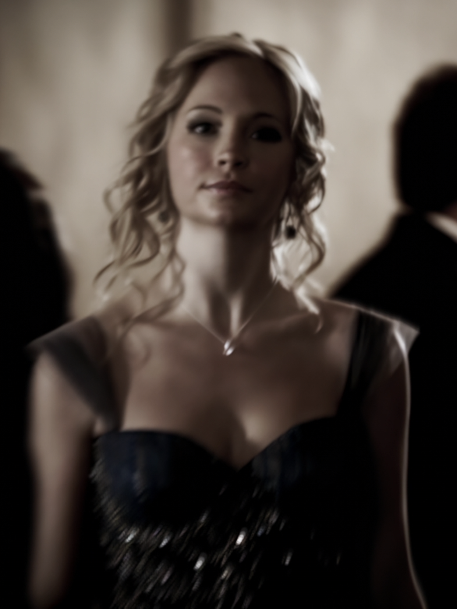 #KLAROLINE || never forgiving the writers for what they did to them.. #klausmikaelson #carolineforbes #klarolineedit #tvdedit #thevampirediariesedit  klaroline edit klaus and caroline edit