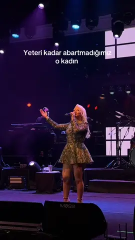 Queen Ece Seçkin 👑♥️ #eceseçkin #reels #reelsviral #konser #müzik @Ece Seçkin 