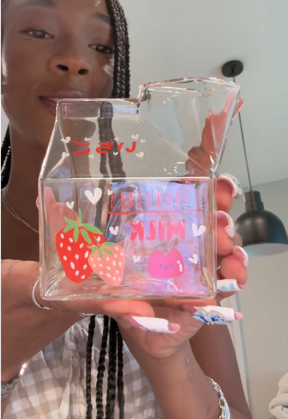 I ended up still using it for my video but I was so annoyed the sent the wrong thing! #unboxing #milkcarton #glassware #glass #gonewrong 
