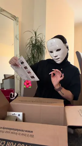 PR Haul. Soooo grateful for all the brand and you guys that support me🌺 thank you so so much!! #prhaul #makeup #smallcreator