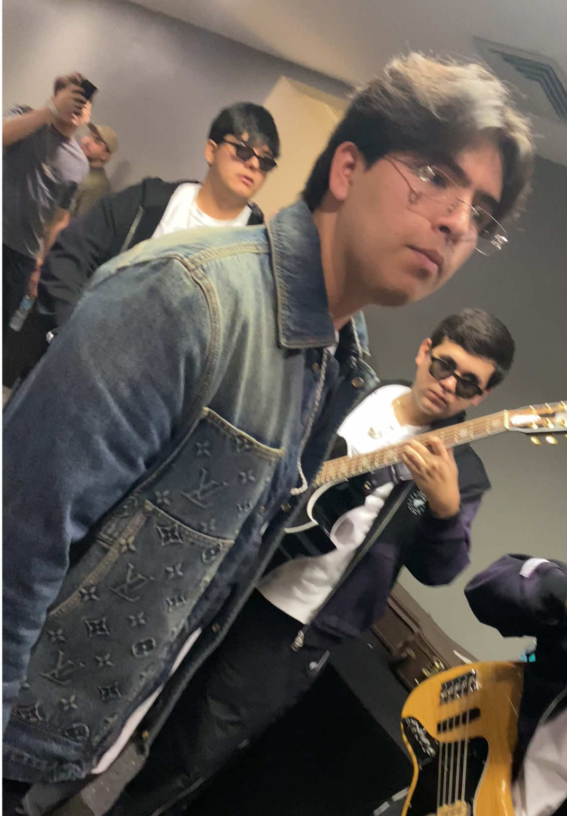 Backstage 🥷🏼 @tombochio #arenamonterrey #music #baterista #fyp #tomb 